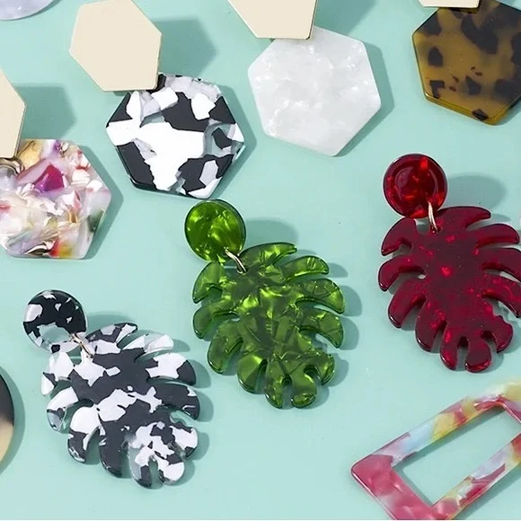 Tropical Monstera Leaf “Mila” Bohemian Palm Tree Green Acrylic Summer Earring - Picture 4 of 9